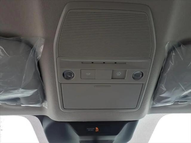2025 Nissan Kicks SR Intelligent AWD