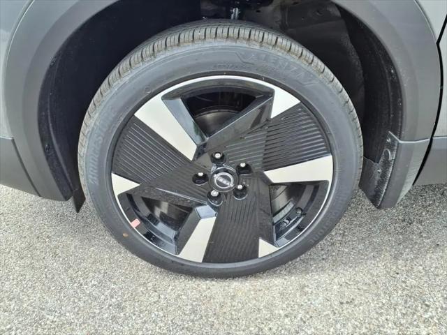 2025 Nissan Kicks SR Intelligent AWD