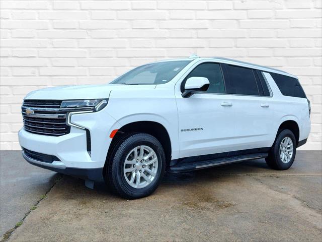 2023 Chevrolet Suburban 2WD LT