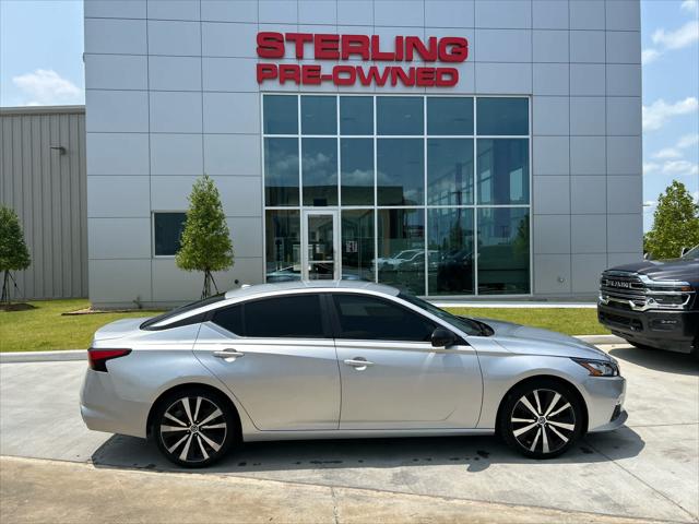 2021 Nissan Altima SR FWD