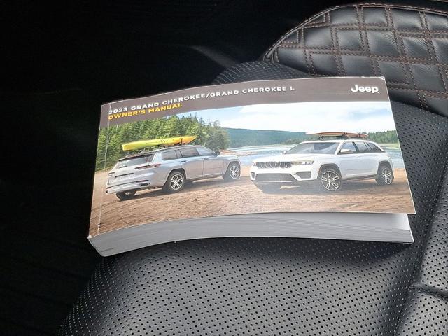 2023 Jeep Grand Cherokee L Summit 4x4
