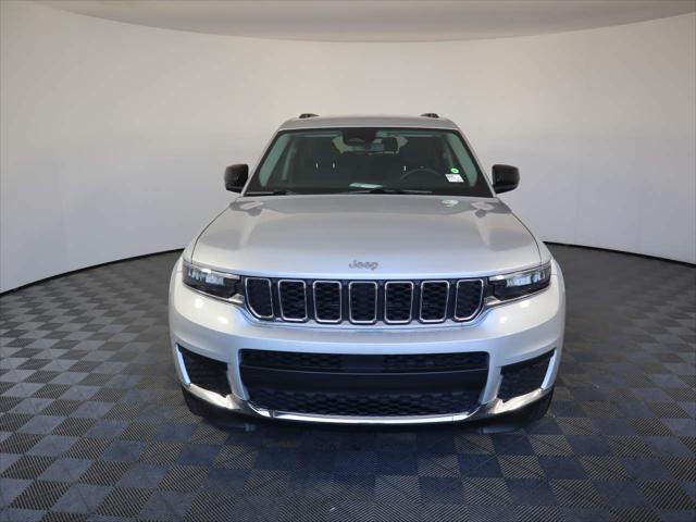 2021 Jeep Grand Cherokee L Laredo 4x2