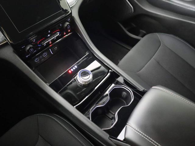 2021 Jeep Grand Cherokee Laredo 4x2