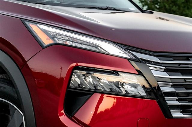 2024 Nissan Rogue SV FWD