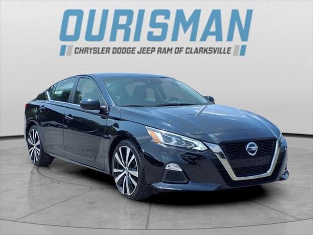 2022 Nissan Altima SR FWD
