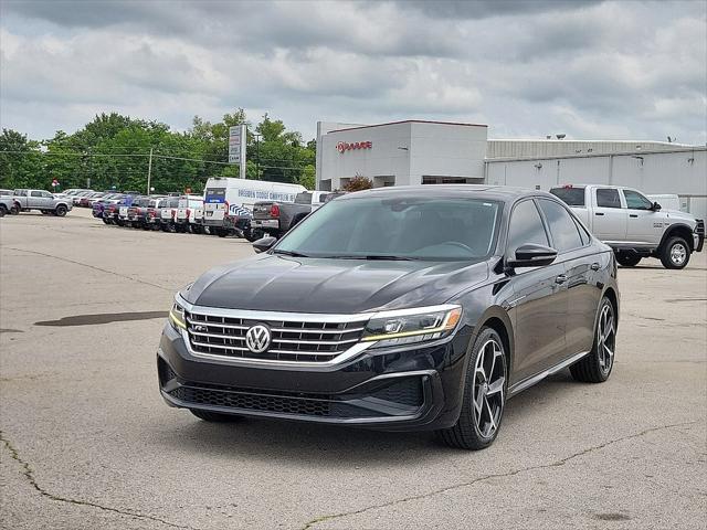 2020 Volkswagen Passat 2.0T R-Line
