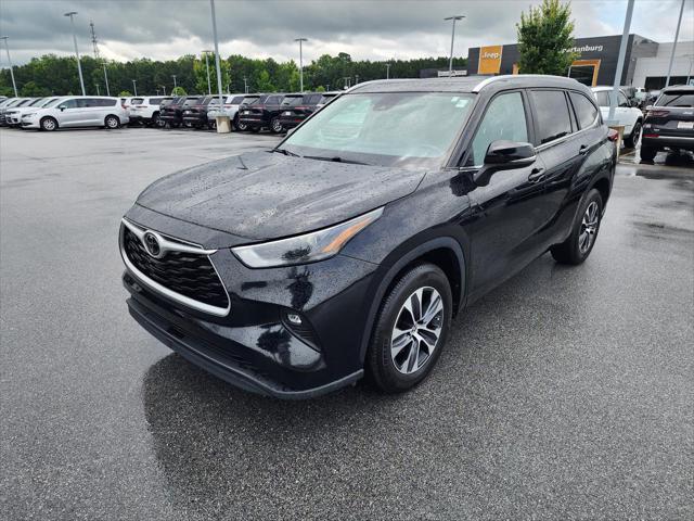 2024 Toyota Highlander LE