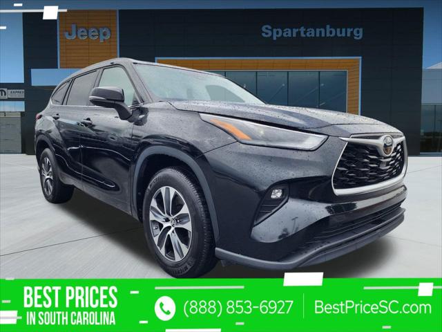 2024 Toyota Highlander LE