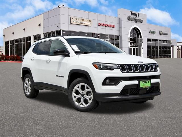 2025 Jeep Compass COMPASS LATITUDE 4X4