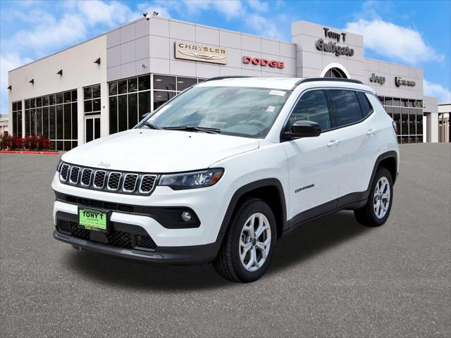 2025 Jeep Compass COMPASS LATITUDE 4X4