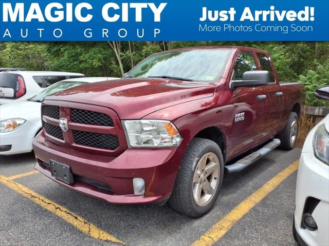 2017 RAM 1500 Express Quad Cab 4x4 64 Box