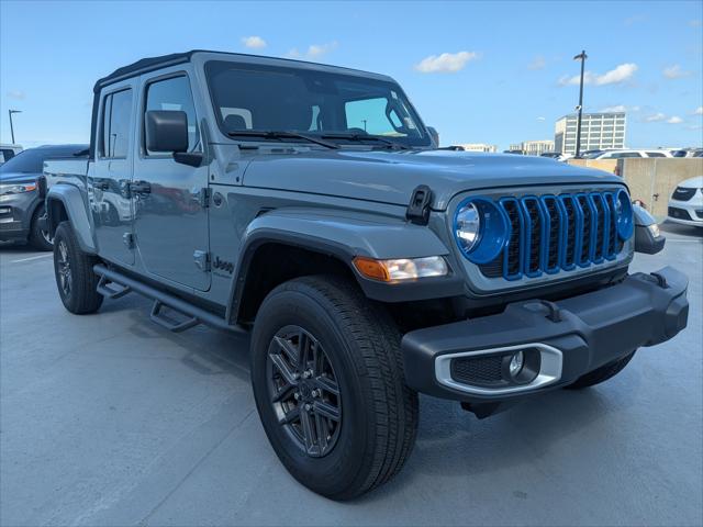 2024 Jeep Gladiator Sport S