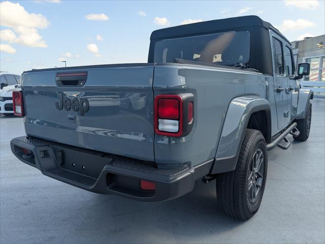 2024 Jeep Gladiator Sport S
