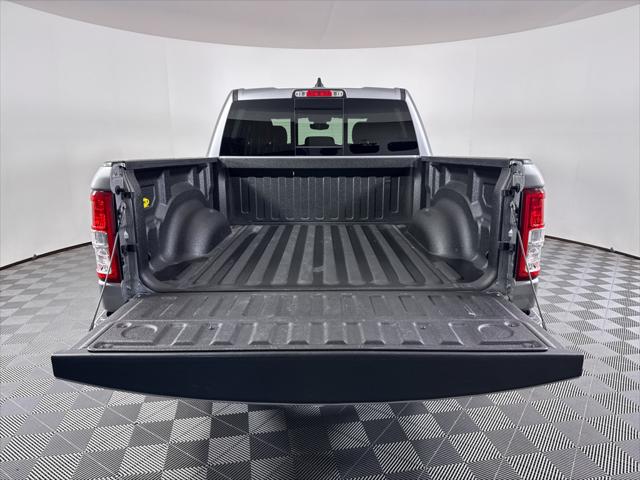 2022 RAM 1500 Big Horn Crew Cab 4x4 57 Box