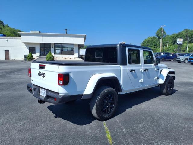 2022 Jeep Gladiator Altitude 4x4
