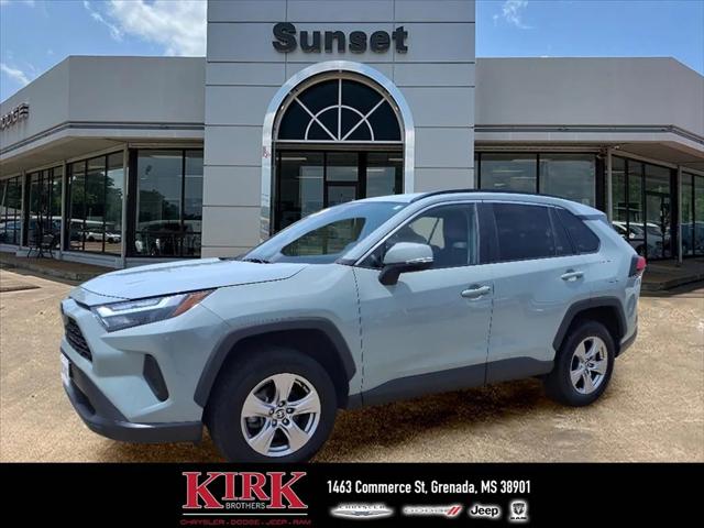 2022 Toyota RAV4 XLE 2022 Toyota RAV4 XLE