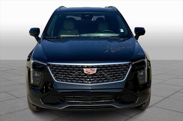 2025 Cadillac XT4 FWD Premium Luxury