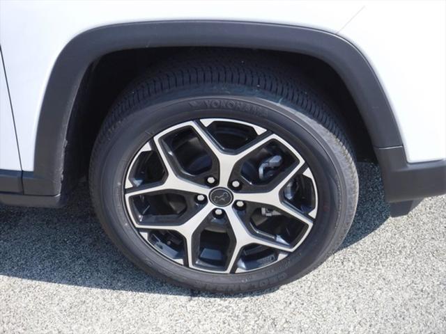 2025 Jeep Compass COMPASS LIMITED 4X4