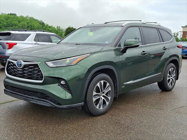 2023 Toyota Highlander Hybrid XLE