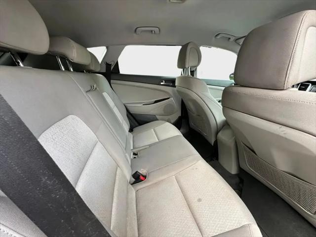 2016 Hyundai Tucson SE