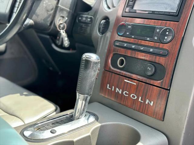 2006 Lincoln Mark LT 4WD