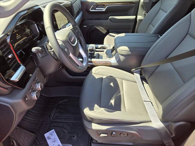 2025 GMC Sierra 1500 4WD Crew Cab Short Box Elevation with 3SB