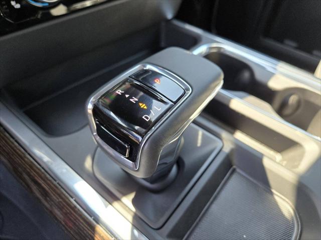 2025 GMC Sierra 1500 4WD Crew Cab Short Box Elevation with 3SB