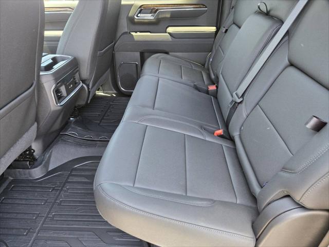 2025 GMC Sierra 1500 4WD Crew Cab Short Box Elevation with 3SB