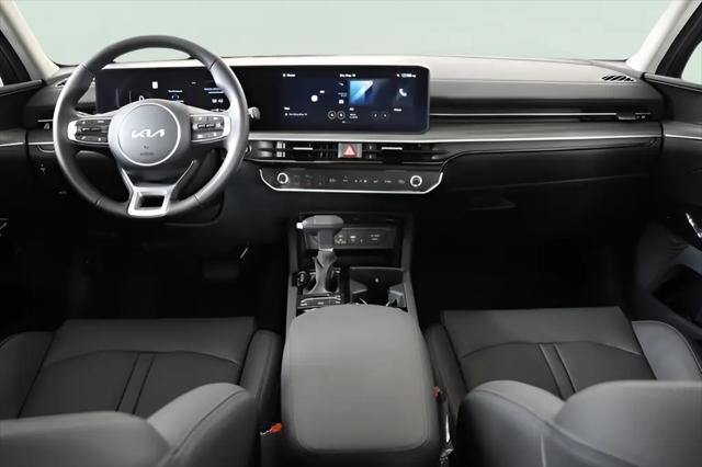 2025 Kia K5 EX
