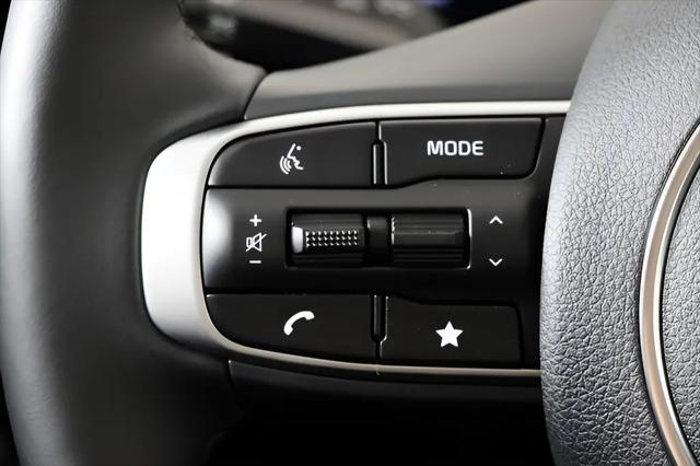 2025 Kia K5 EX