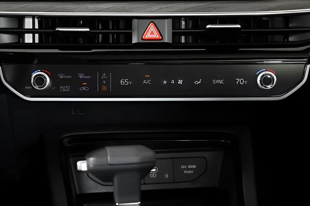 2025 Kia K5 EX