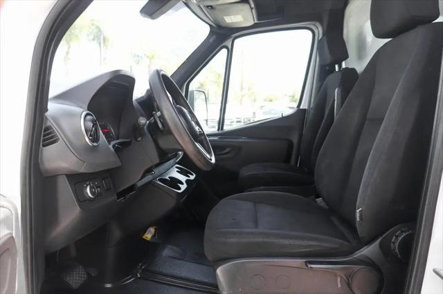 2019 Mercedes-Benz Sprinter 4500 Chassis Standard Roof V6