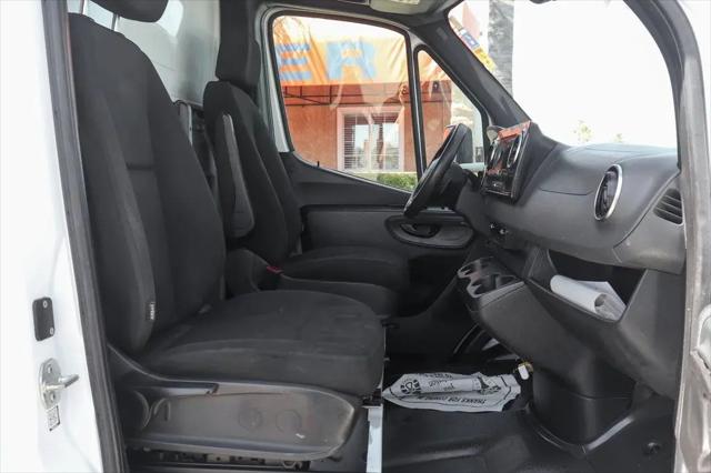 2019 Mercedes-Benz Sprinter 4500 Chassis Standard Roof V6