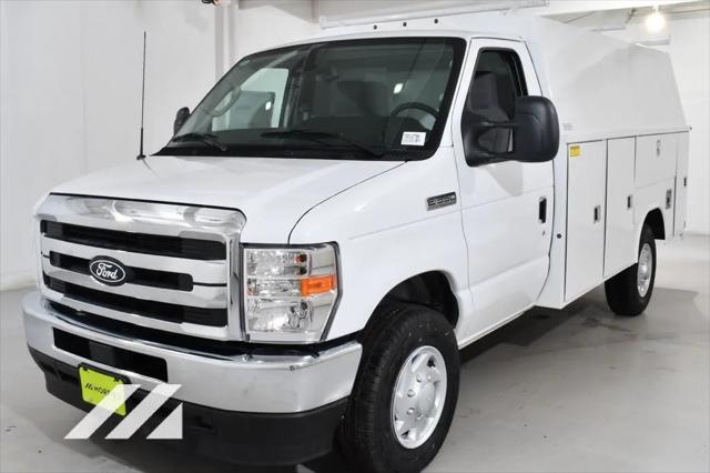 2026 Ford E-350 Cutaway E-Series Cutaway