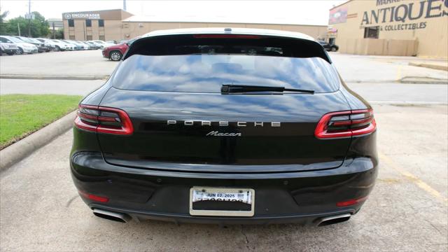 2018 Porsche Macan Standard