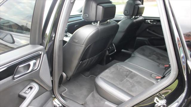 2018 Porsche Macan Standard