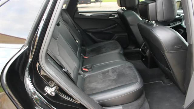 2018 Porsche Macan Standard