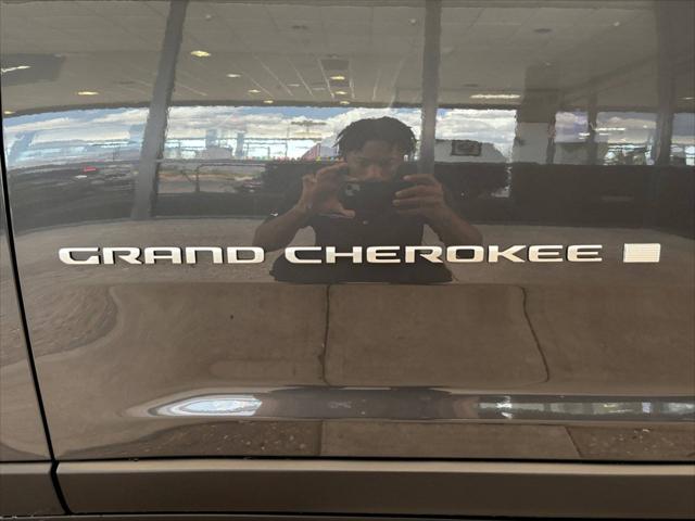 2025 Jeep Grand Cherokee Laredo X 4x2