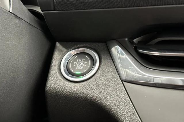 2025 Buick NV Preferred FWD