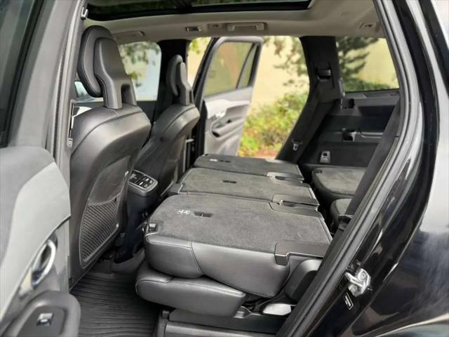 2017 Volvo XC90 T6 Momentum