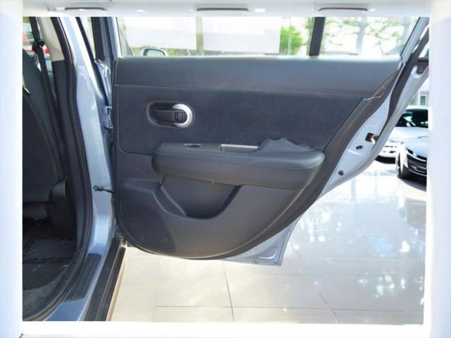 2011 Nissan Versa 1.8S
