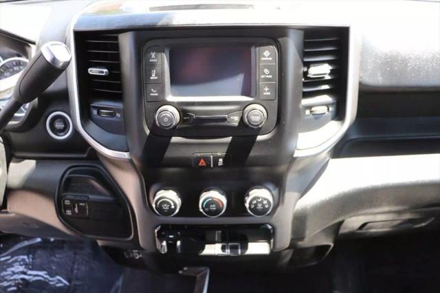 2020 Ram 3500 Big Horn Crew Cab 4x4 8' Box