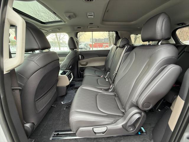 2026 Kia Carnival SX