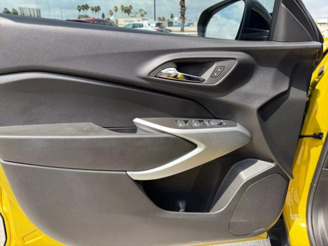 2025 Chevrolet Trax FWD 1RS
