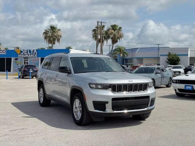 2023 Jeep Grand Cherokee L Laredo 4x4