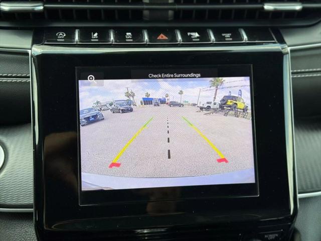 2023 Jeep Grand Cherokee L Laredo 4x4
