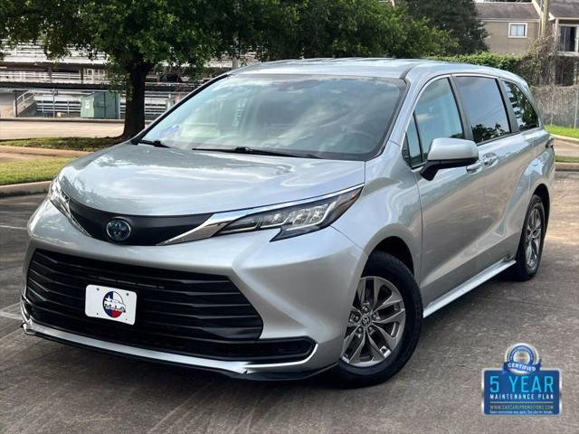 2022 Toyota Sienna LE for sale in Houston, TX