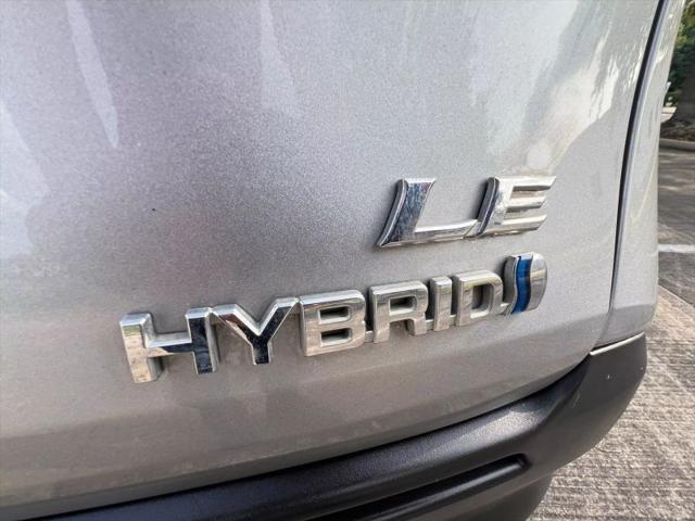2022 Toyota Sienna LE