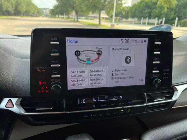 2022 Toyota Sienna LE