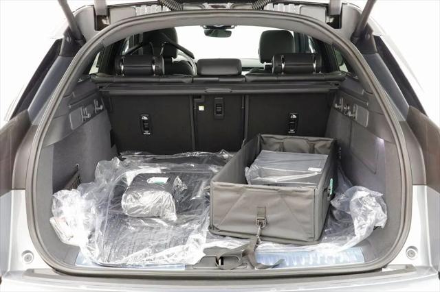 2026 Land Rover Range Rover Velar P250 Dynamic SE